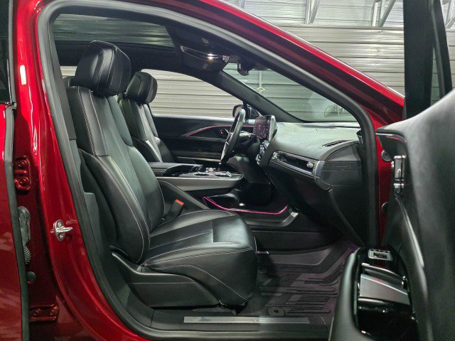 Used 2024 Cadillac Lyriq Luxury w/ LPO, Floor Liner Package image 14