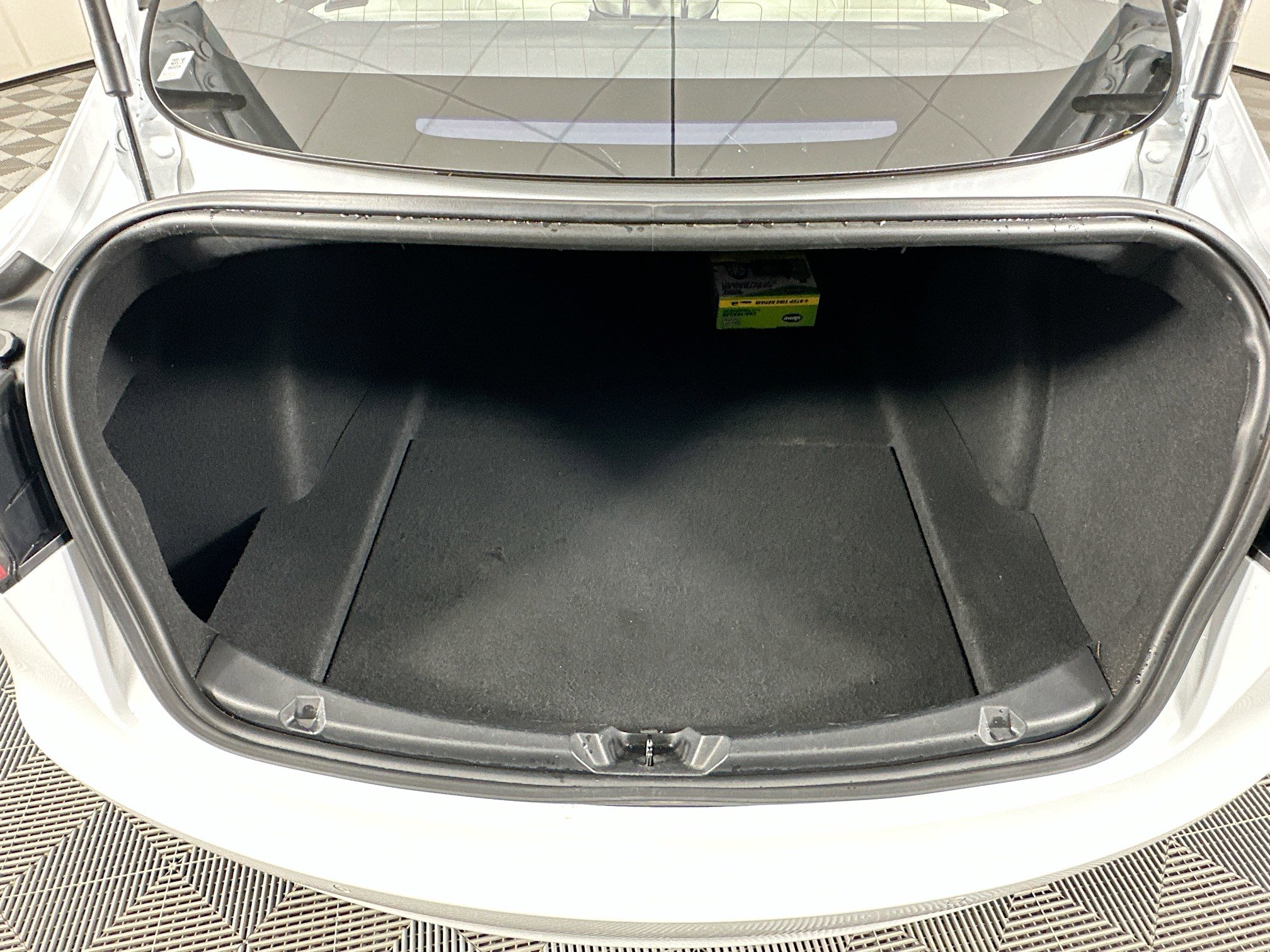 Used 2018 Tesla Model 3 Long Range AWD/4WD image 26