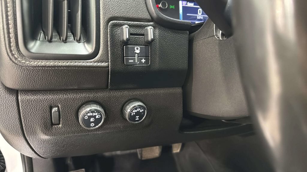 Used 2017 GMC Canyon SLT w/ Driver Alert Package AWD/4WD image 35