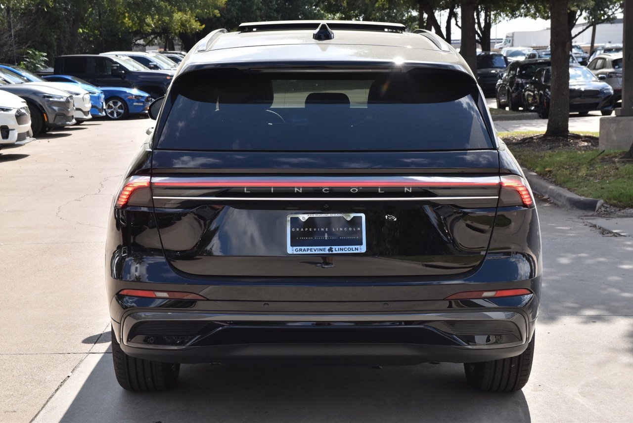 New 2026 Lincoln Nautilus Reserve AWD/4WD image 8