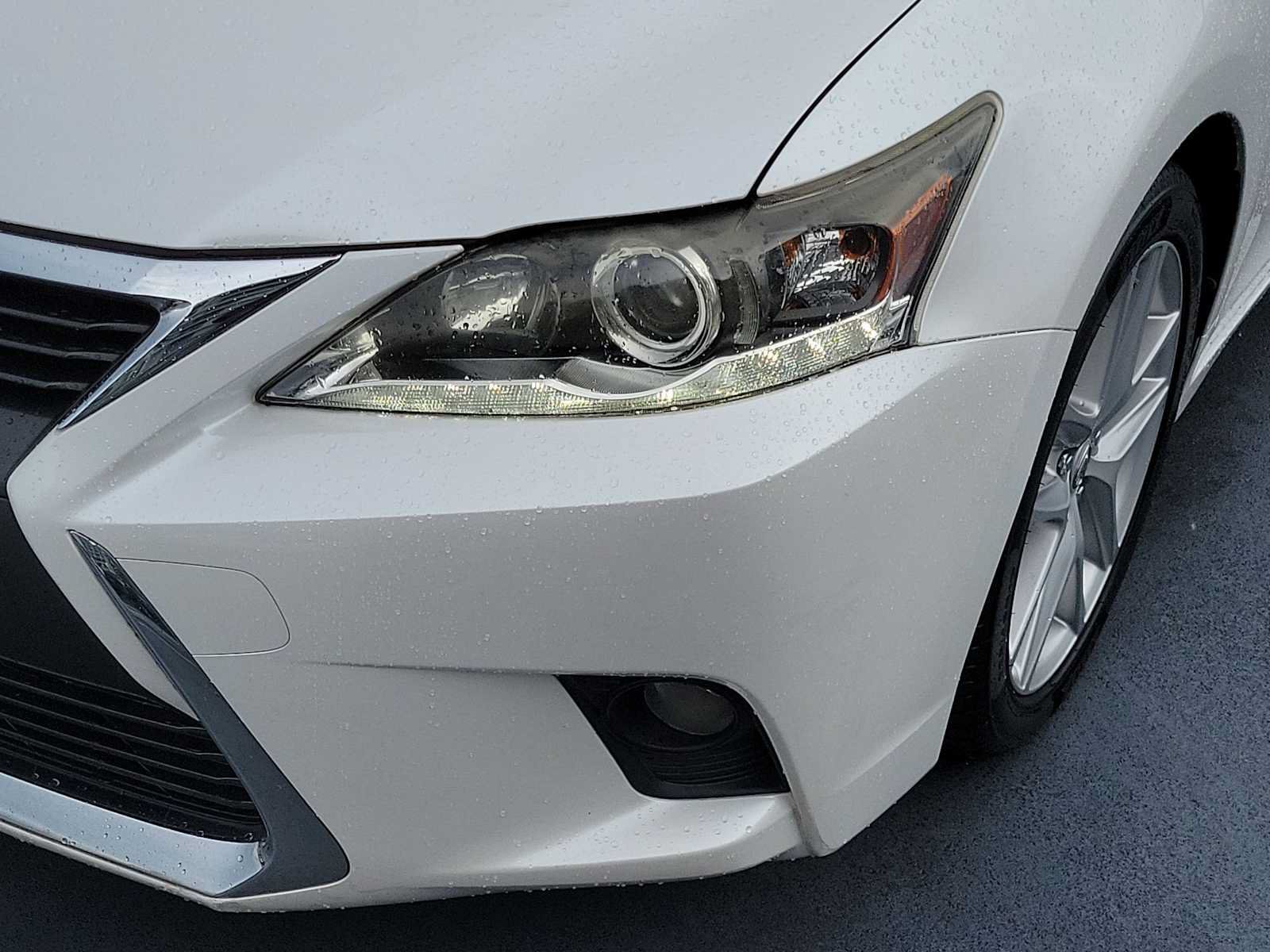 Used 2016 Lexus CT 200h w/ Accessory Package 2 FWD image 10