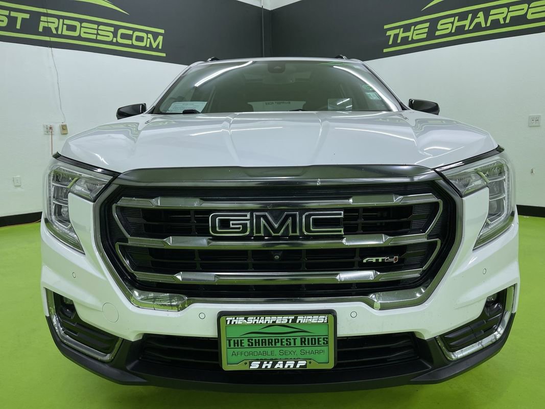Used 2022 GMC Terrain AT4 w/ Infotainment Package II AWD/4WD image 3
