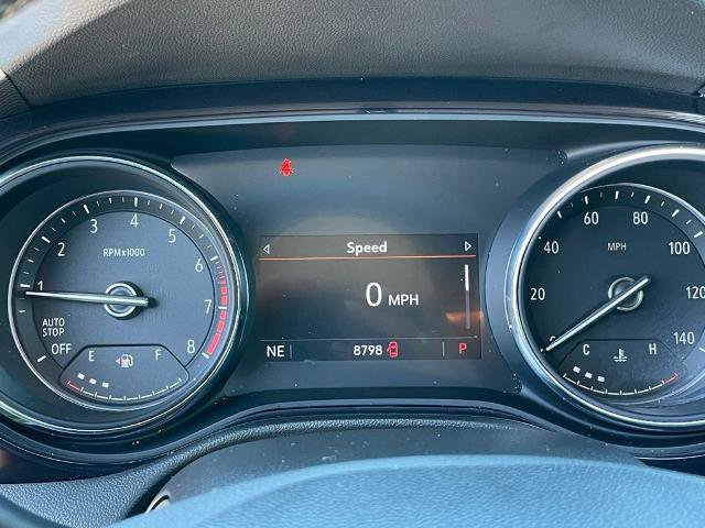 Used 2022 Buick Encore GX Essence image 15