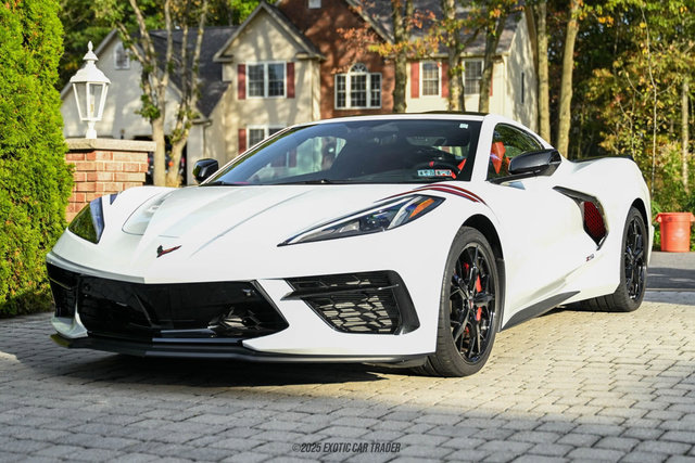 Used 2020 Chevrolet Corvette Stingray Premium Cpe w/ 3LT Preferred Equipment Group image 14