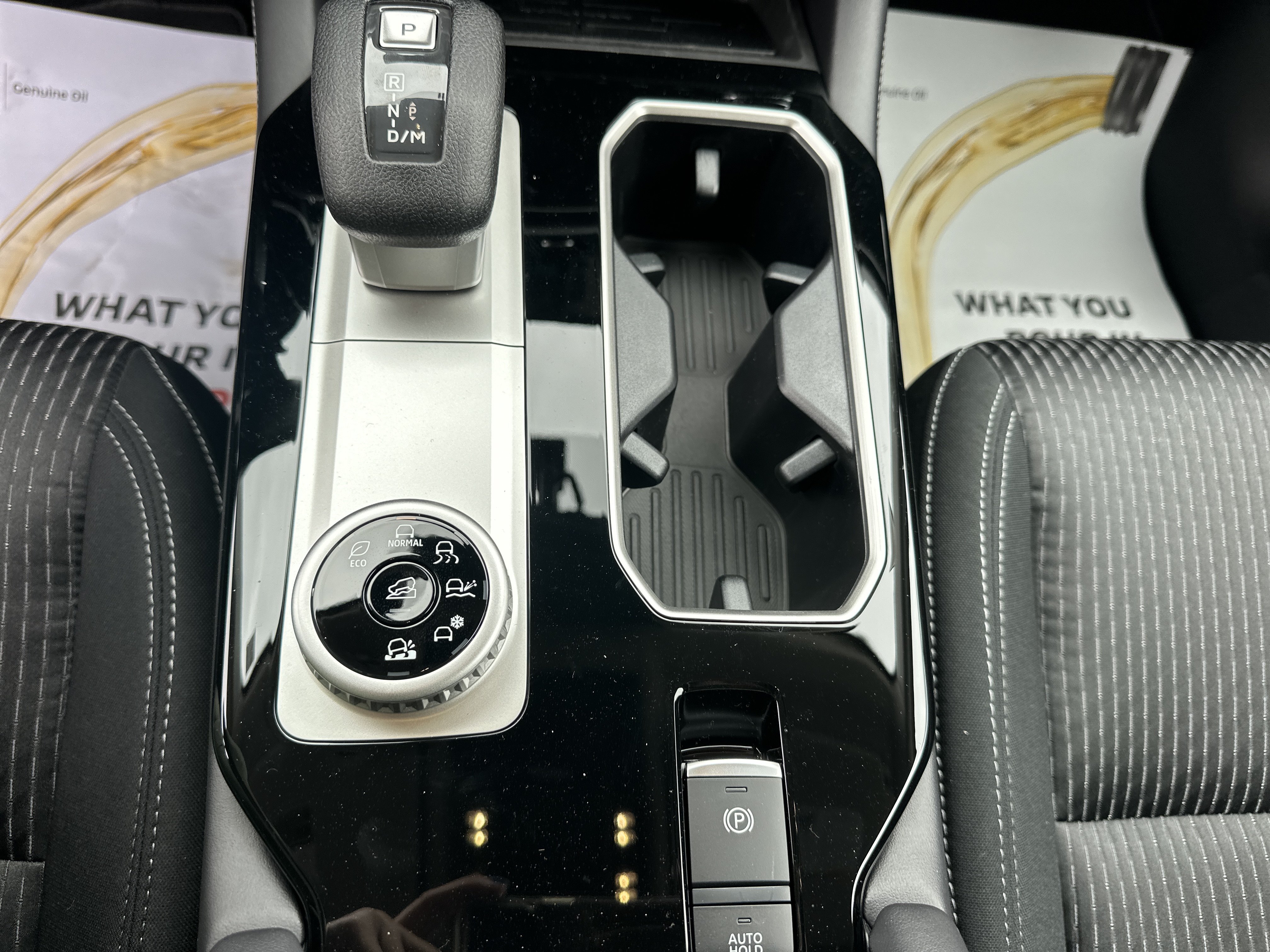 New 2026 Mitsubishi Outlander ES AWD/4WD image 17