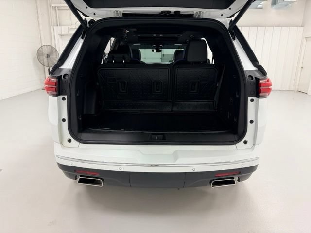 Certified 2023 Chevrolet Traverse High Country AWD/4WD image 25