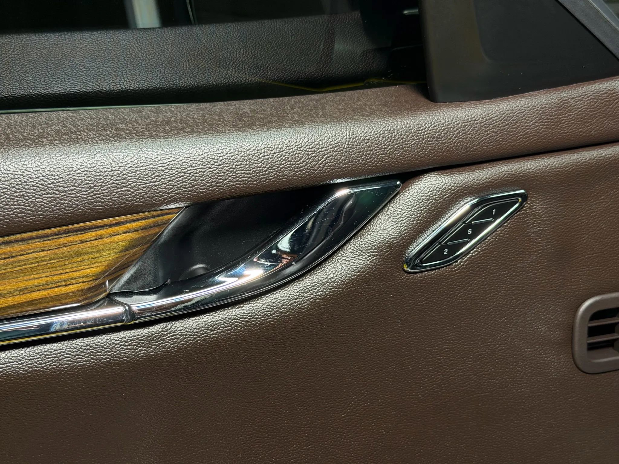 Used 2014 Maserati Quattroporte S Q4 AWD/4WD image 36