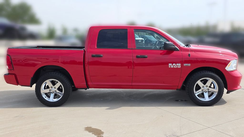Used 2017 RAM 1500 Express AWD/4WD image 7