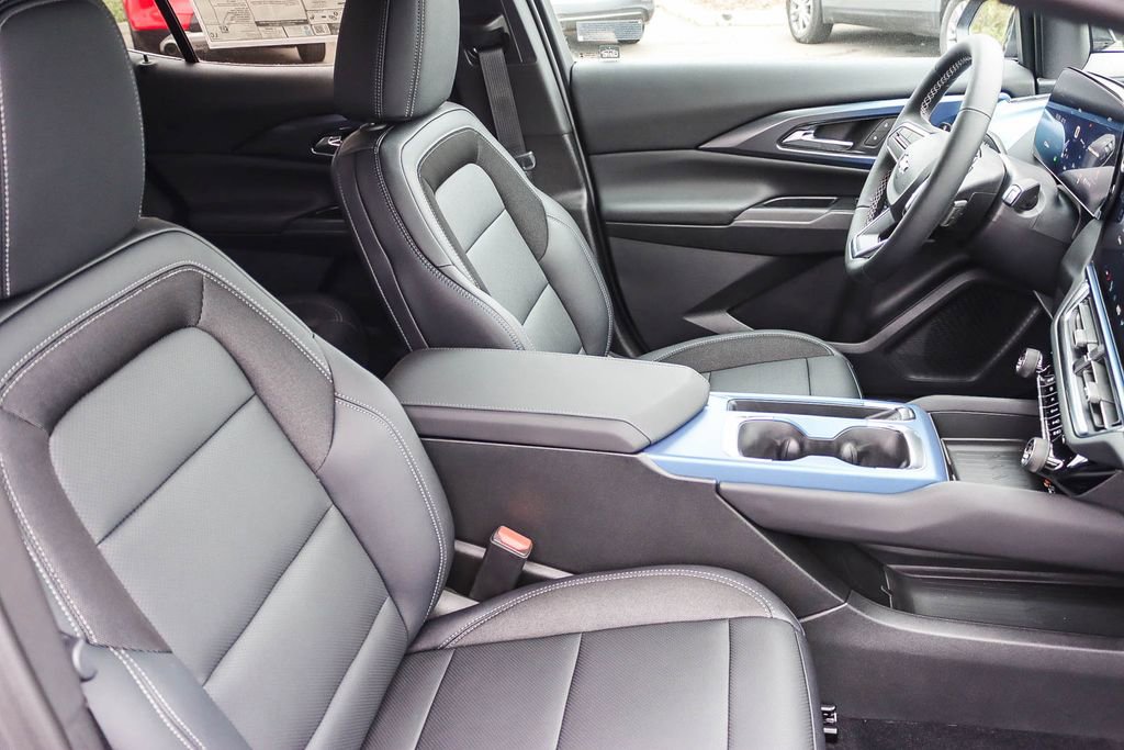 New 2026 Chevrolet Equinox EV LT image 15