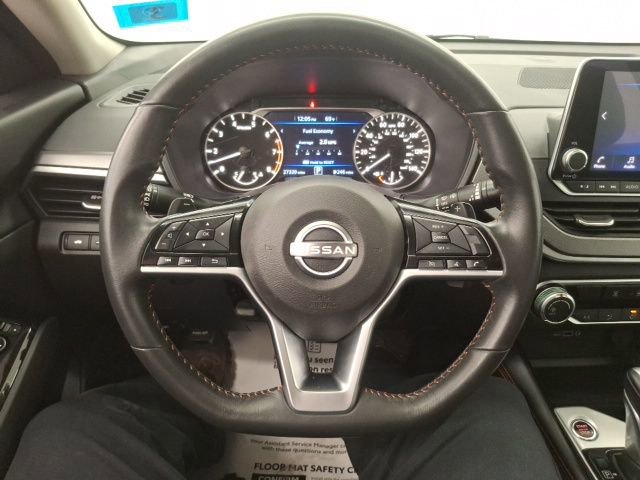 Used 2024 Nissan Altima 2.5 SR image 14