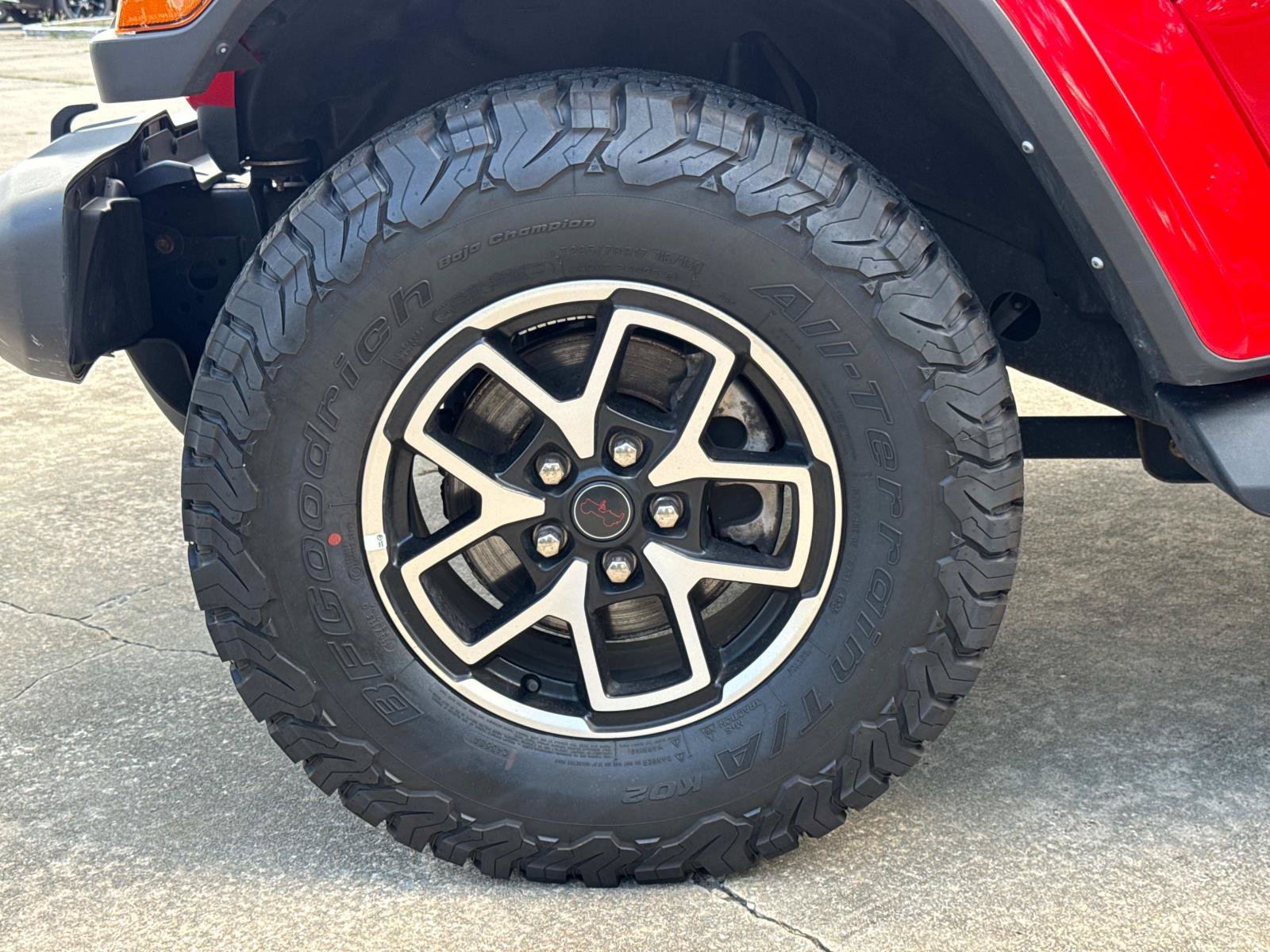 Certified 2024 Jeep Wrangler Unlimited Sahara AWD/4WD image 10