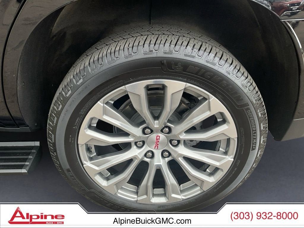 Used 2022 GMC Yukon Denali AWD/4WD image 14