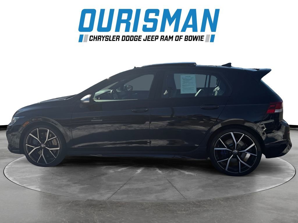 Used 2024 Volkswagen Golf R image 3