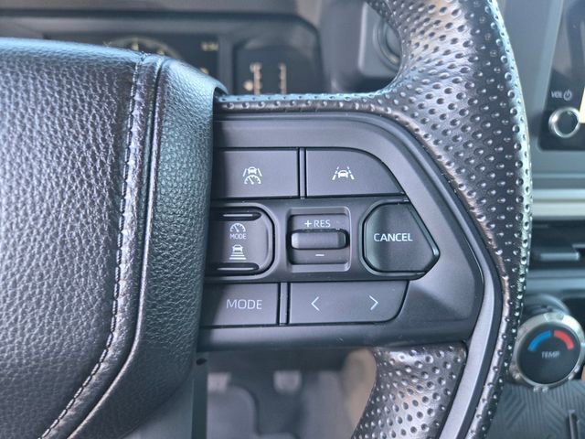 Certified 2025 Toyota Tacoma SR5 AWD/4WD image 22