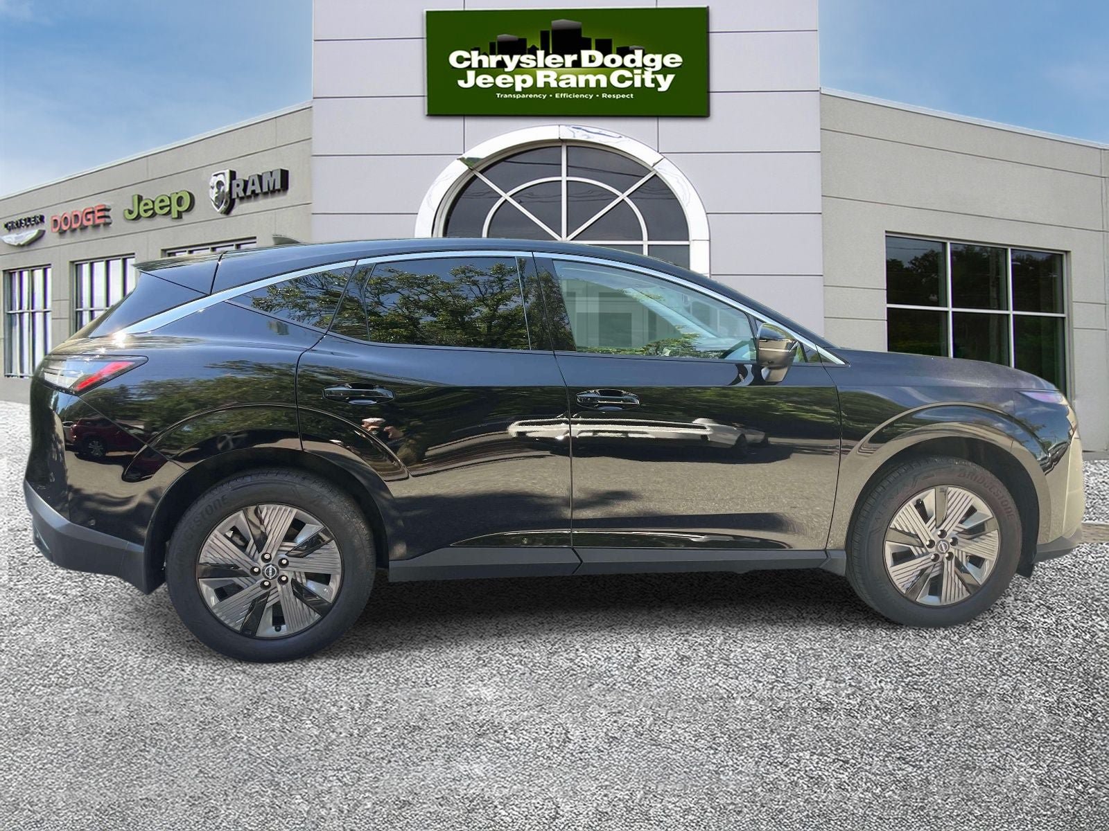 Used 2025 Nissan Murano SL AWD/4WD image 5