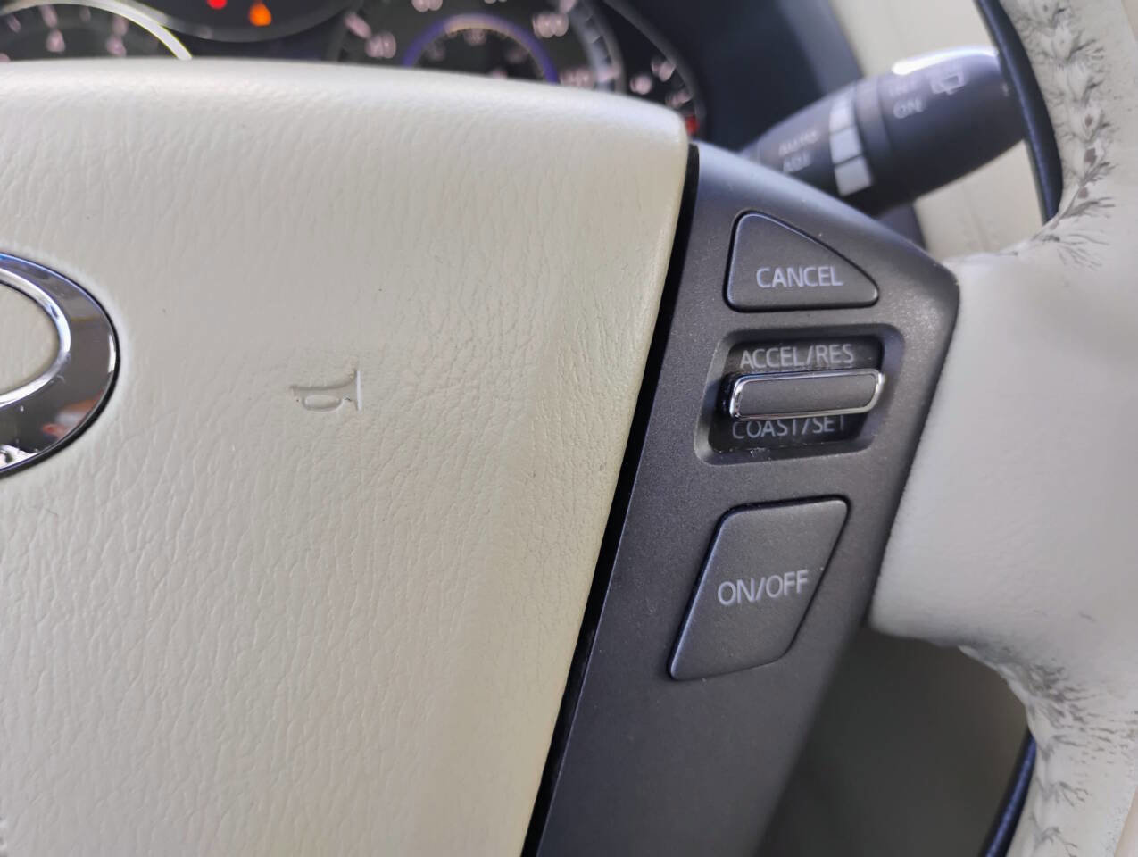 Used 2013 INFINITI QX56 4WD w/ Theater Pkg image 21