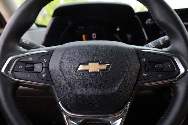 Used 2025 Chevrolet Trax LT w/ LT Convenience Package FWD image 9