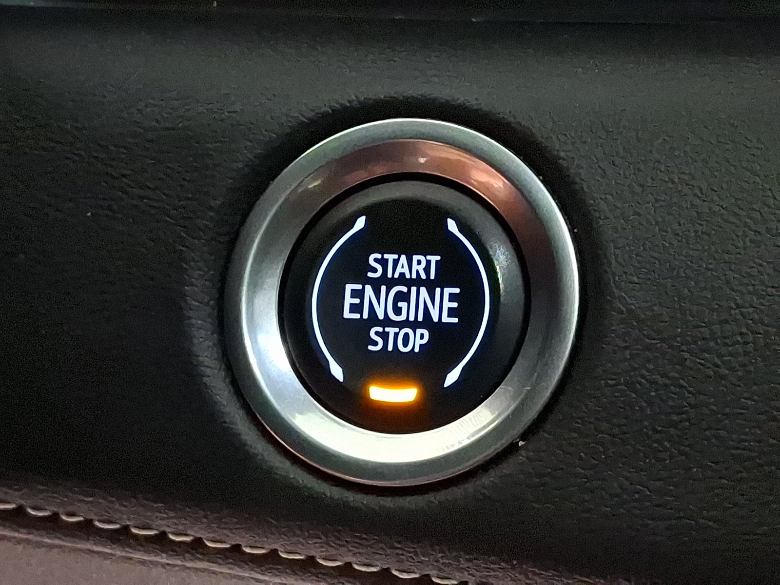Certified 2023 Cadillac Escalade Premium Luxury AWD/4WD image 31