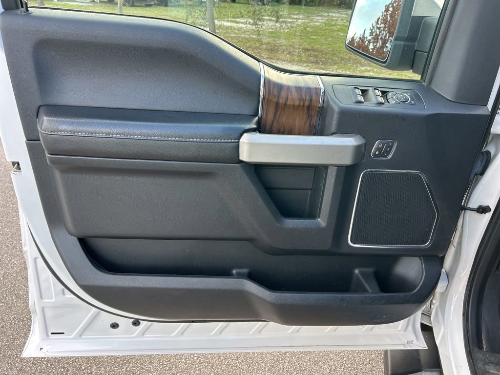 Used 2019 Ford F150 Lariat w/ Equipment Group 502A Luxury image 17