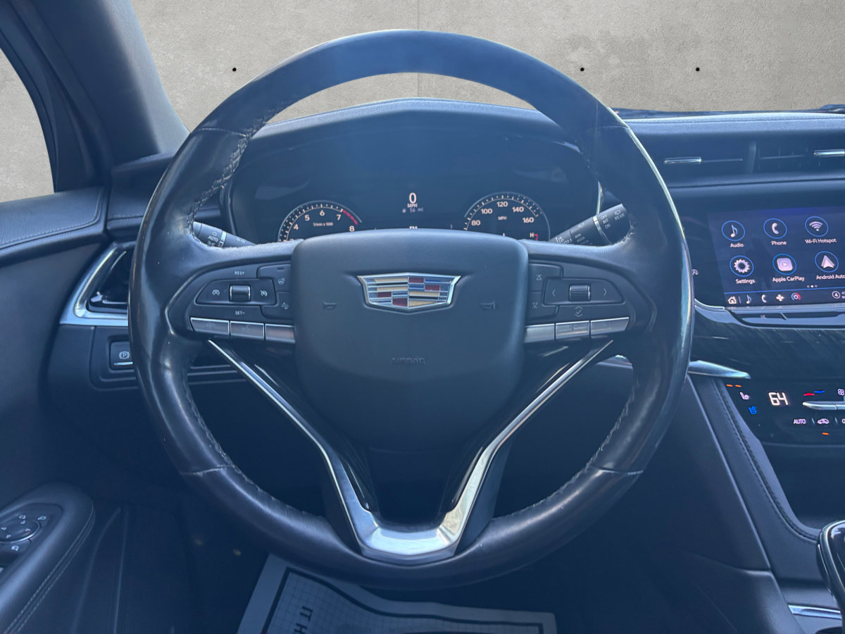 Used 2022 Cadillac XT6 Premium Luxury FWD image 25