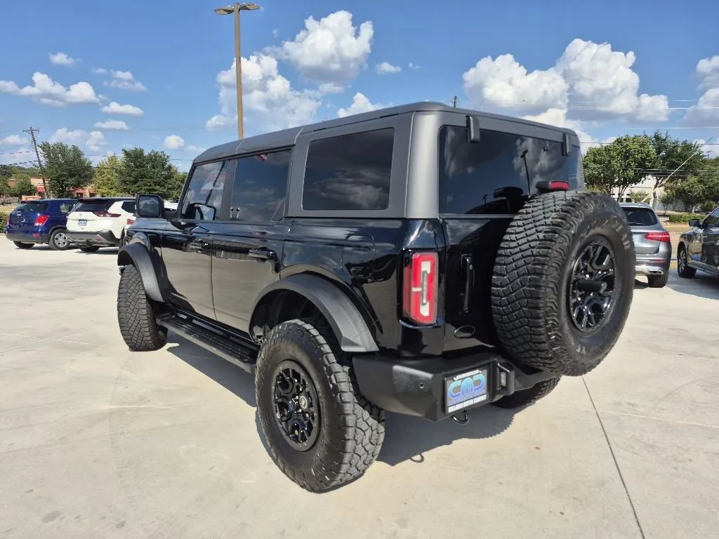 Used 2022 Ford Bronco Outer Banks w/ Sasquatch Package AWD/4WD image 8