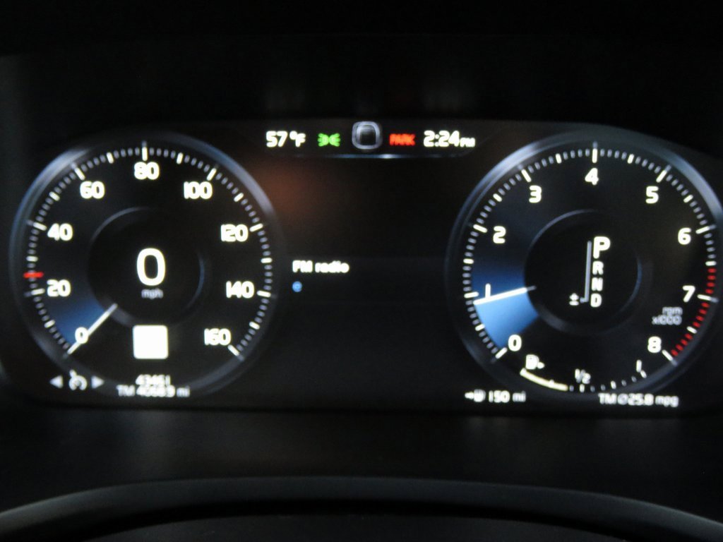 Used 2022 Volvo V60 T5 Cross Country w/ Climate Package image 20