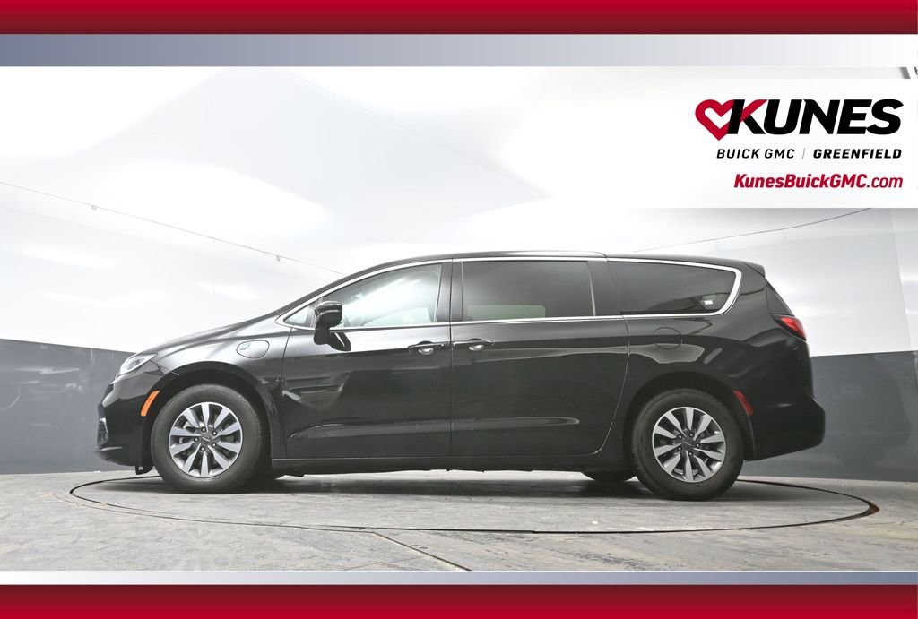 Used 2024 Chrysler Pacifica Select FWD image 51