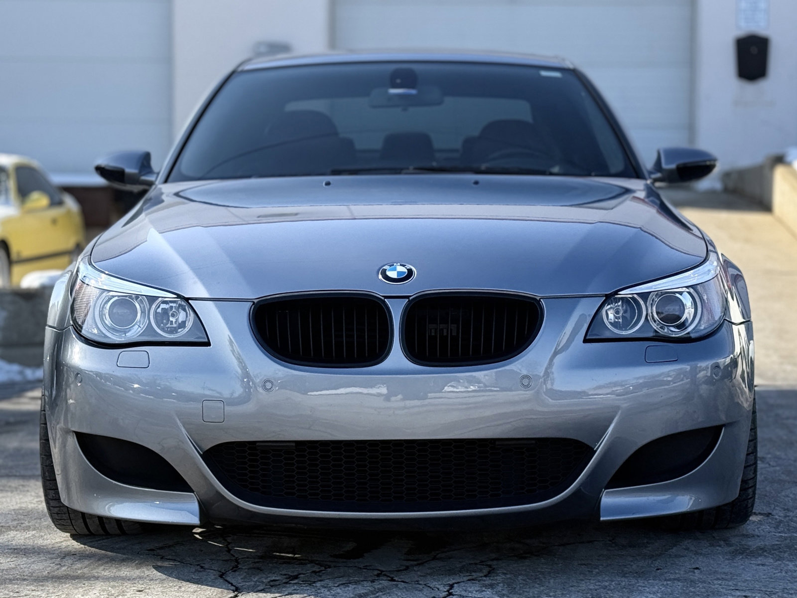 Used 2006 BMW M5 RWD image 3