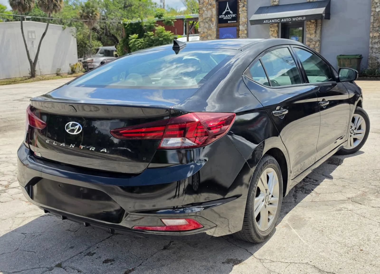 Used 2020 Hyundai Elantra SEL FWD image 5