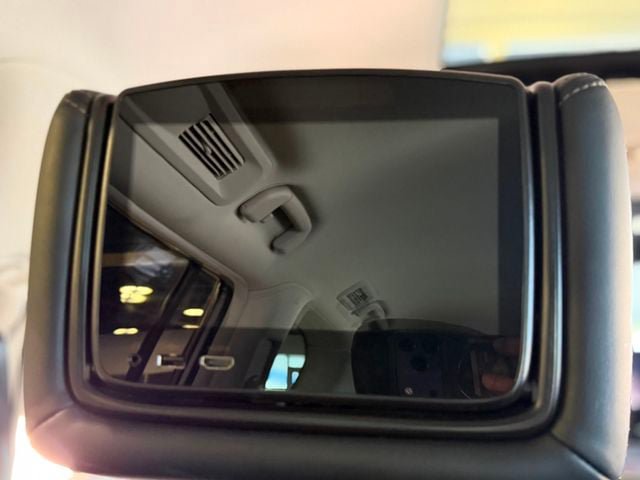 Used 2022 Nissan Armada Platinum w/ Captain's Chairs Package AWD/4WD image 40