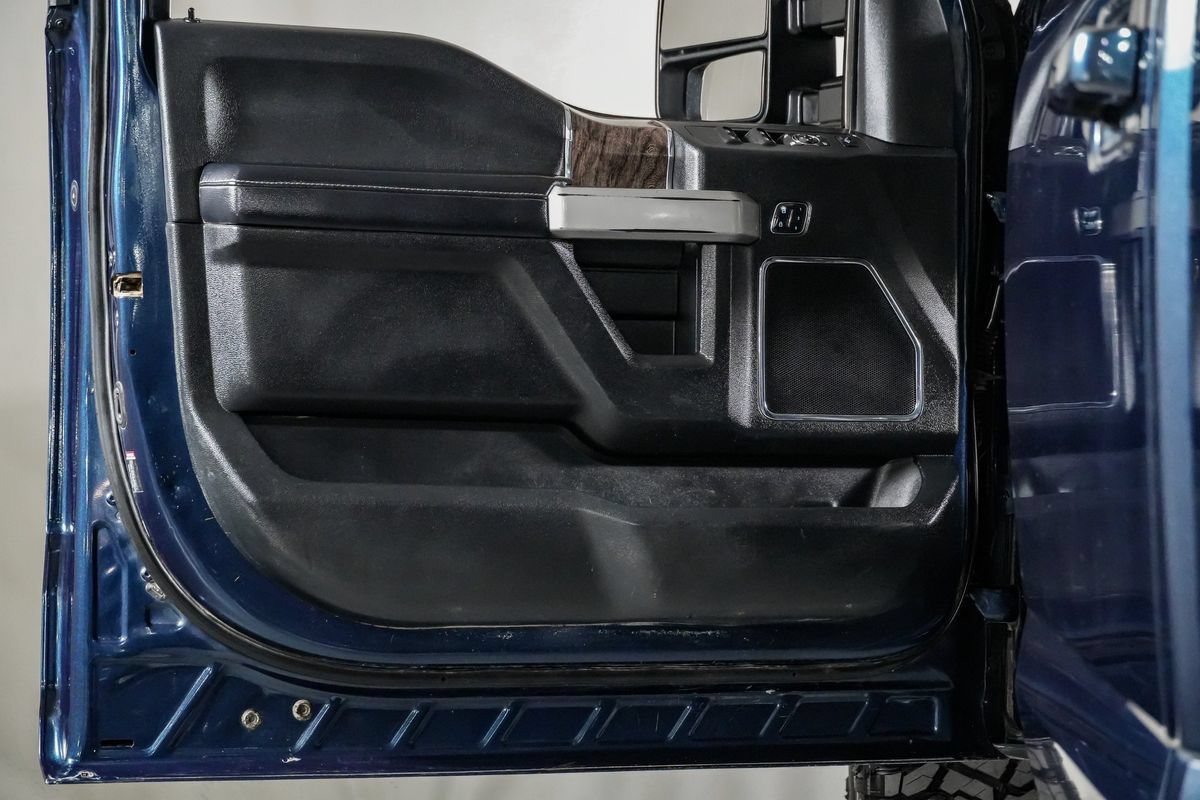 Used 2019 Ford F250 Lariat w/ Lariat Value Package AWD/4WD image 34