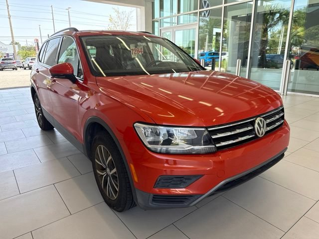 Used 2019 Volkswagen Tiguan SE w/ Panoramic Sunroof Package FWD video 1