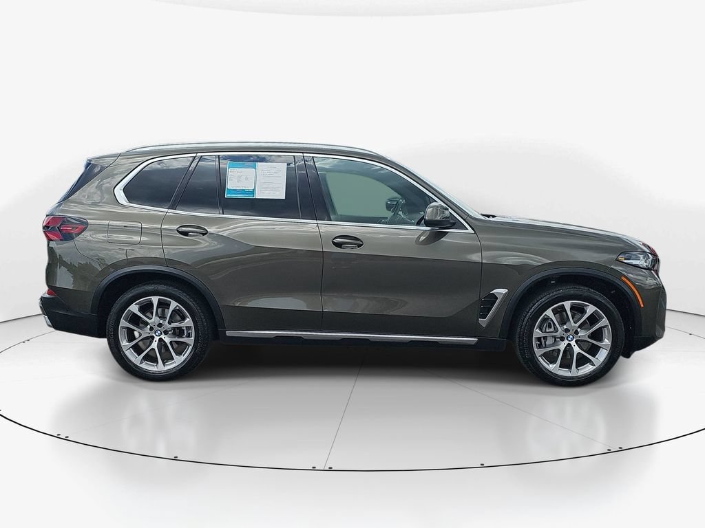 Used 2024 BMW X5 xDrive40i AWD/4WD image 5