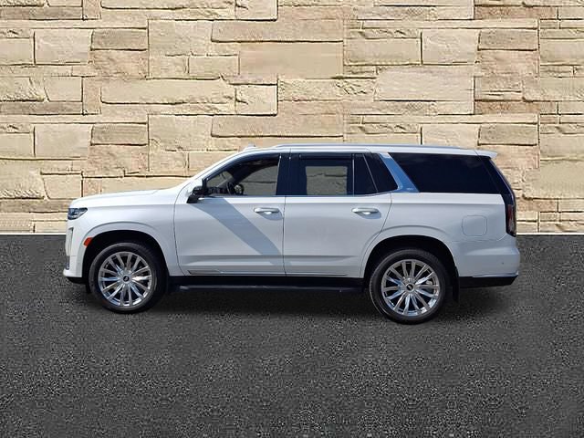 Used 2021 Cadillac Escalade Premium Luxury AWD/4WD image 2