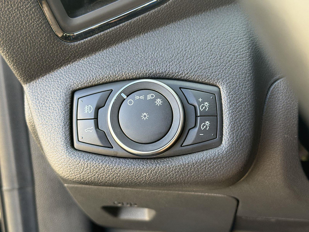 Used 2019 Ford Escape Titanium FWD image 17