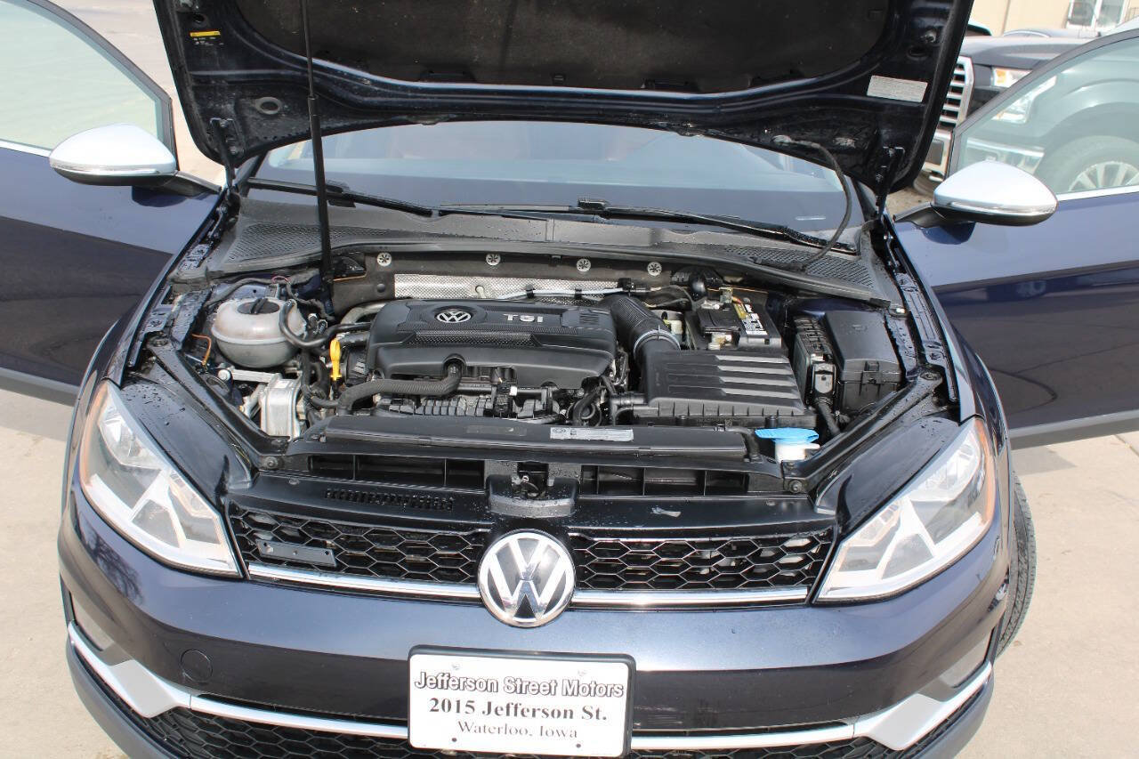 Used 2017 Volkswagen Golf Alltrack S AWD/4WD image 24