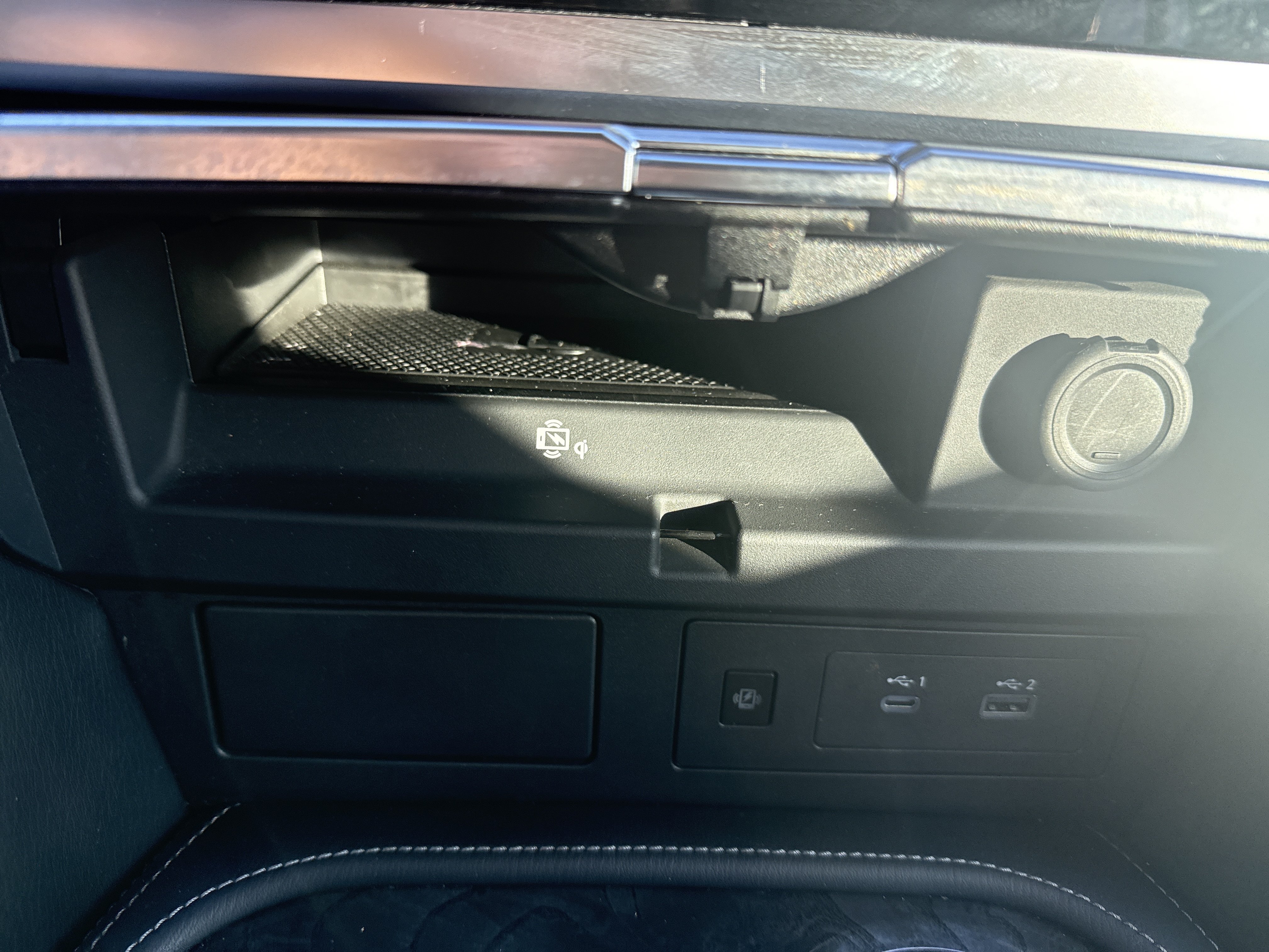 Used 2023 INFINITI QX80 Luxe w/ Cargo Package RWD image 24