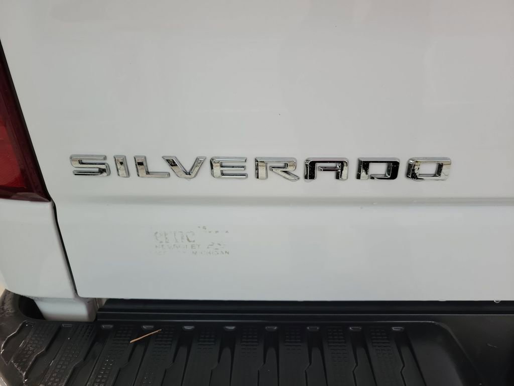 Used 2022 Chevrolet Silverado 1500 LT AWD/4WD image 12