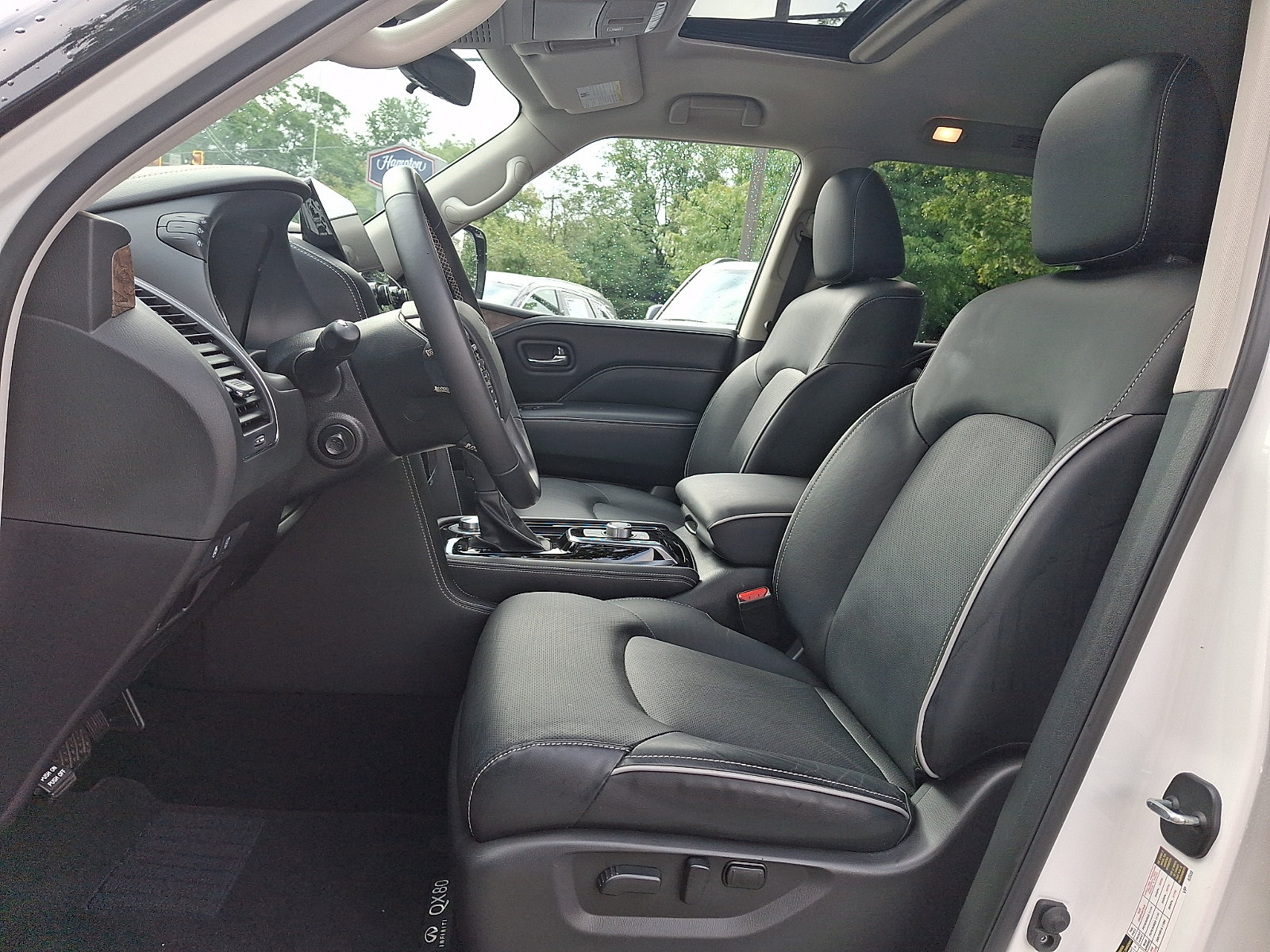 Certified 2024 INFINITI QX80 Premium Select w/ Cargo Package AWD/4WD image 14