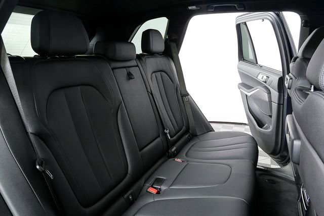 Used 2022 BMW X5 xDrive45e w/ Executive Package AWD/4WD image 22
