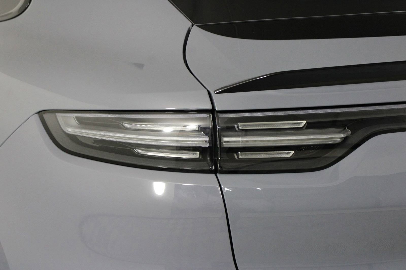 Certified 2023 Porsche Cayenne Turbo GT image 21