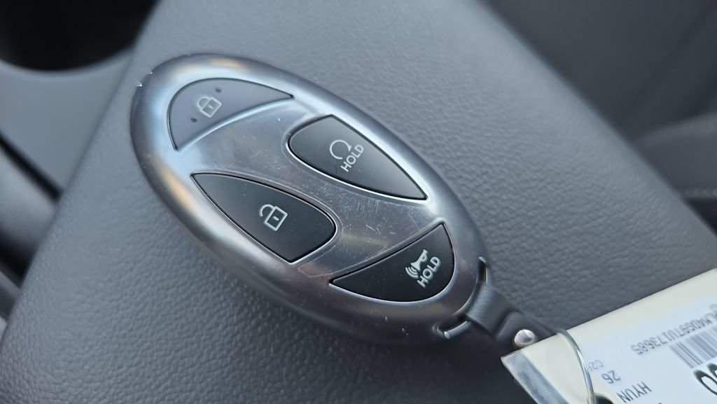 New 2026 Hyundai Elantra Sport FWD image 33