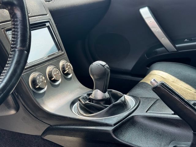 Used 2004 Nissan 350Z Touring RWD image 9