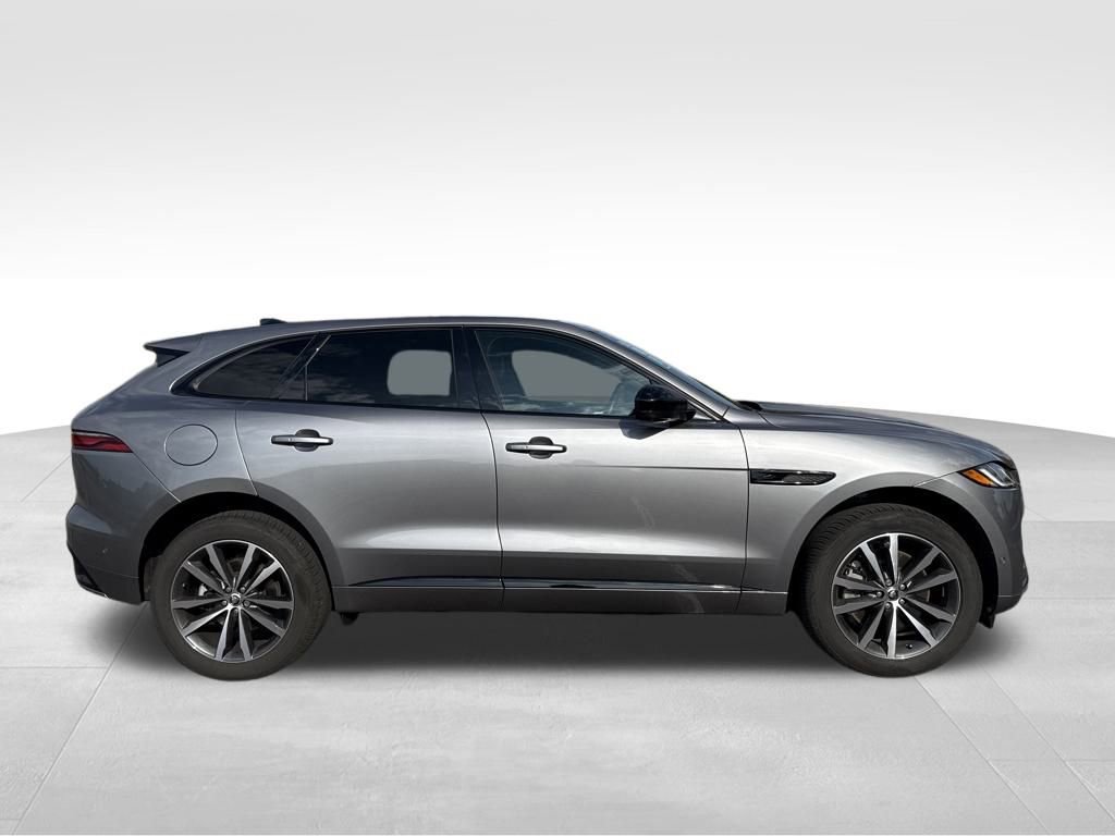 Used 2026 Jaguar F-PACE R-Dynamic S AWD/4WD image 6