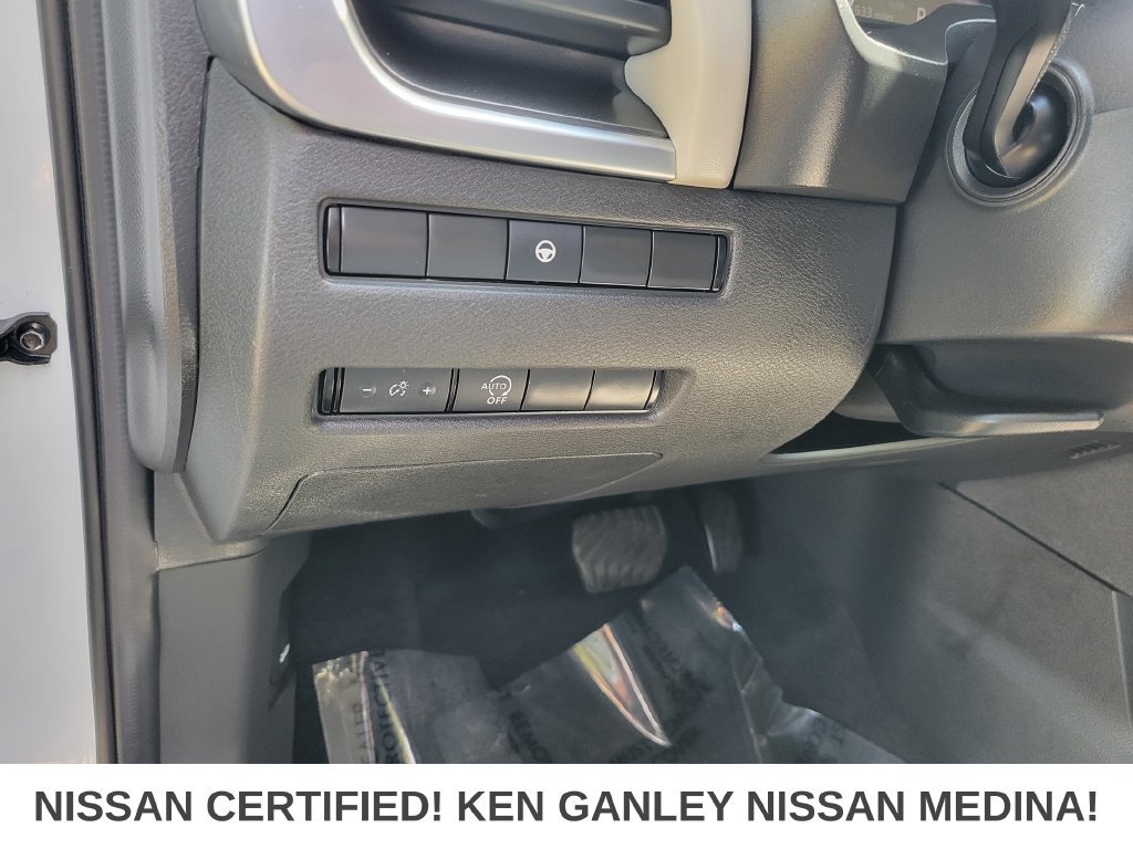 Certified 2023 Nissan Rogue SV AWD/4WD image 34