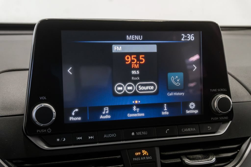 Used 2025 Nissan Altima 2.5 SR AWD/4WD image 16
