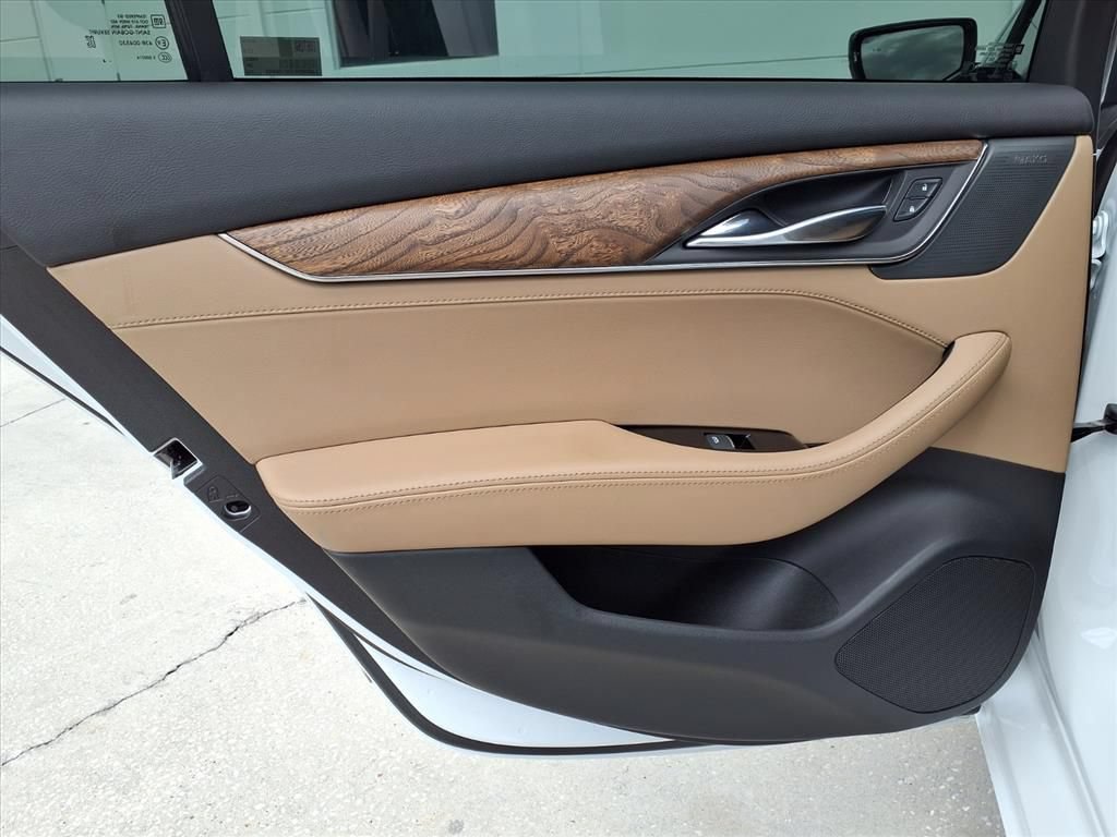 Used 2025 Cadillac CT5 Premium Luxury RWD image 17