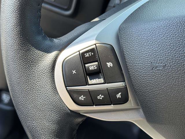 Used 2022 Ford Explorer XLT w/ Equipment Group 202A image 18
