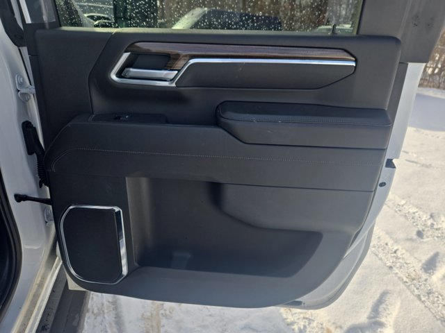 Certified 2025 Chevrolet Silverado 2500 LT w/ Convenience Package image 25