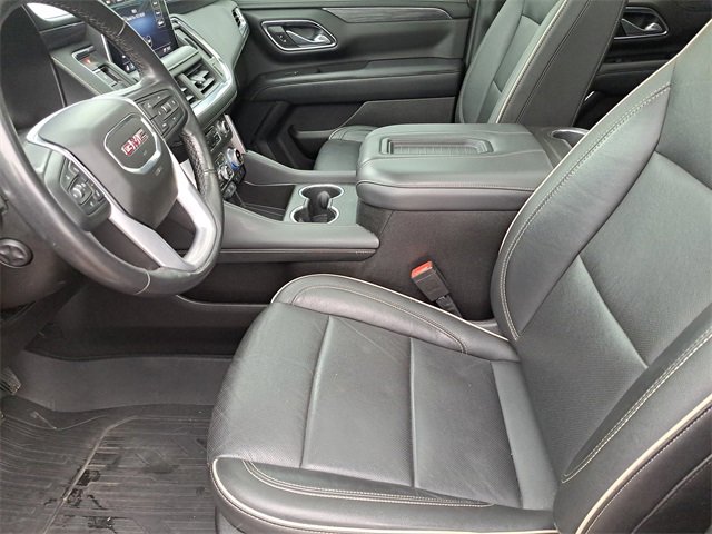 Used 2021 GMC Yukon XL SLT w/ SLT Premium Package image 25